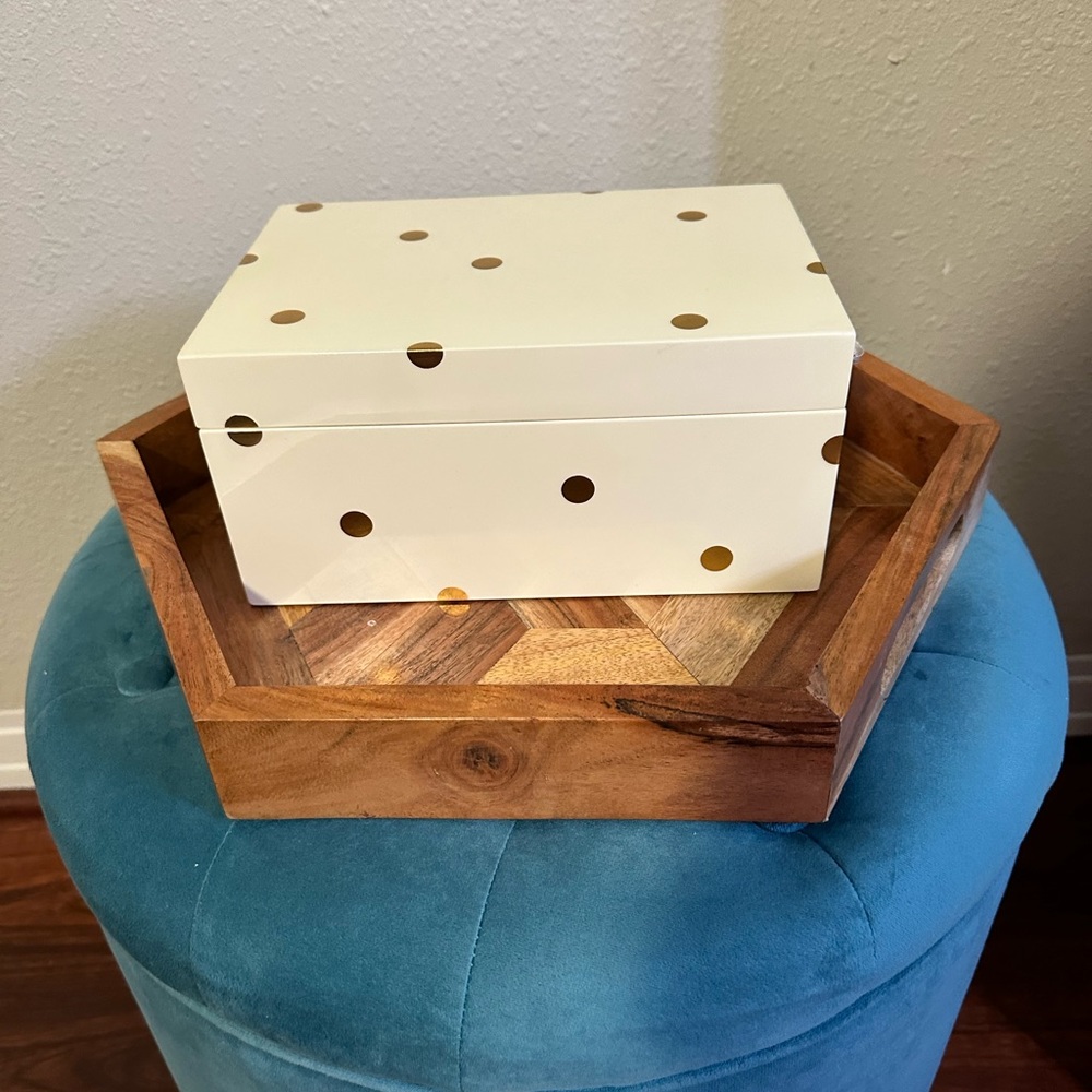 Kate Spade Gold Dots Jewelry Organizer